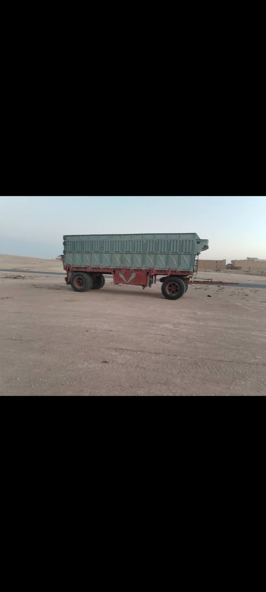 مقطوره للبيع طول سبعه ونص  عربانه جاهره  كهربائيات جديده هوه كامل  مكان سنجارناحيةالقيروان  للاستفسار الاتصال ***********/***********
