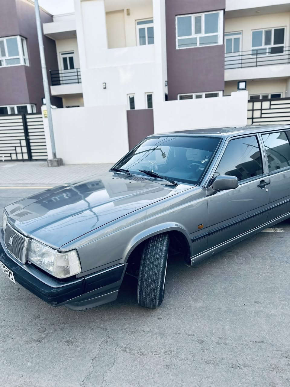 اللهم صل على محمد وآل محمد 
فالفو موديل ١٩٩٢  السياره جاهزه مجهزه 
تبريد ثلج حداديه جديده بالكارتون 
مكينه وكير مكفولات 
السياره متعوب عليها هواي مال جناي تخم تاير جديد 
السياره حجمها ٩٤٠ السياره فول مواصفات ماعدا الفتحه 
سنويه جديده بأسمي رقم انكليزي بغداد 
عنوان النجف الاشرف 
اني مكلف بالنشر  
للإستفسار الاتصال بالرقم ***********
***********
