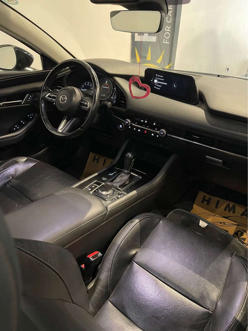 Mazda 3 premium plus 2021
فول فول مواصفات  - بەس بۆنیت بۆیاخە بێ ناوگرتن 
ئێرباگی تەقیوەو سستم کراوەتەوە — ٢٥ هەزار مایل ڕۆشتووە
ڕەقەم سلێمانیە هەموو شتێکی تازەیە — مەکینە ٢.٥ تۆربۆ یە
گێڕ و مەکینە و کارەبایی. و ڕادار هەمووی بەشەرت- ڕەقەم شانسیەکەم داناوە سێری دەعمەکەی بکەن -شوێن سلێمانی

‏JM1BPBDY8M1317914

***********
*********** السليمانية, العراق

