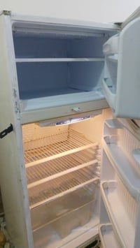 ثلاجة • التنومه شط العرب • راسلني خاص