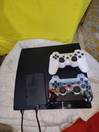 بلي 3 سلم نضام مكاتب ذاكره 320 وهارد خارجي 128  بي 14 العبه كلهن قويات...