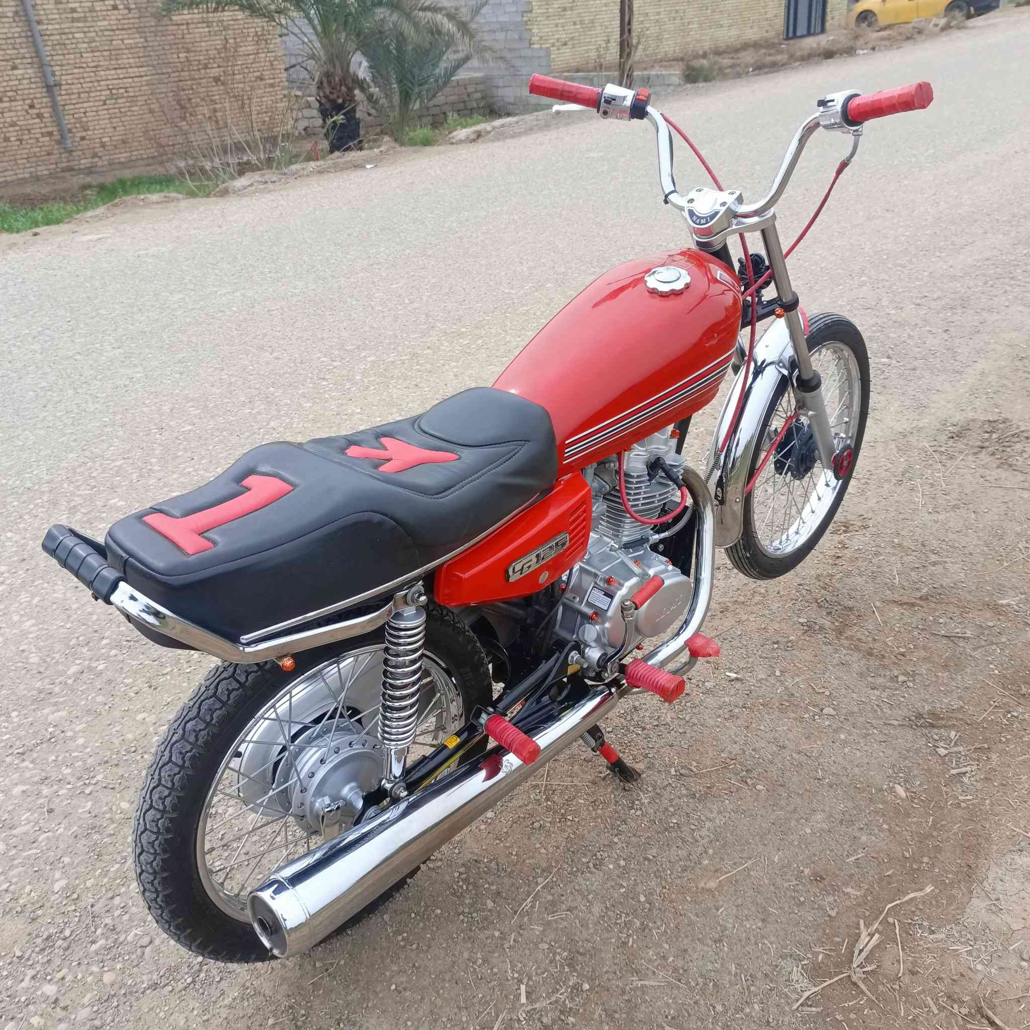 سلام عليكم دراجه تعمير جديد سعر800وبيها مجال


**إذا كنت صاحب هذا الإعلان وتريد حذفه لأي سبب، رجاءا أرسل رسالة إلى الدعم الفني**