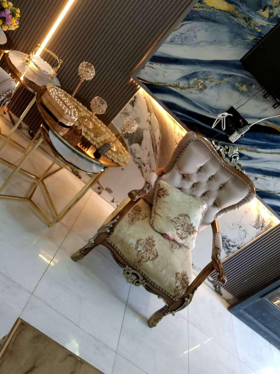 سلام عليكم تخم قنفات لبيع رائسي ملكي نظيف شراي يجي خاص 🌹


**إذا كنت صاحب هذا الإعلان وتريد حذفه لأي سبب، رجاءا أرسل رسالة إلى الدعم الفني**