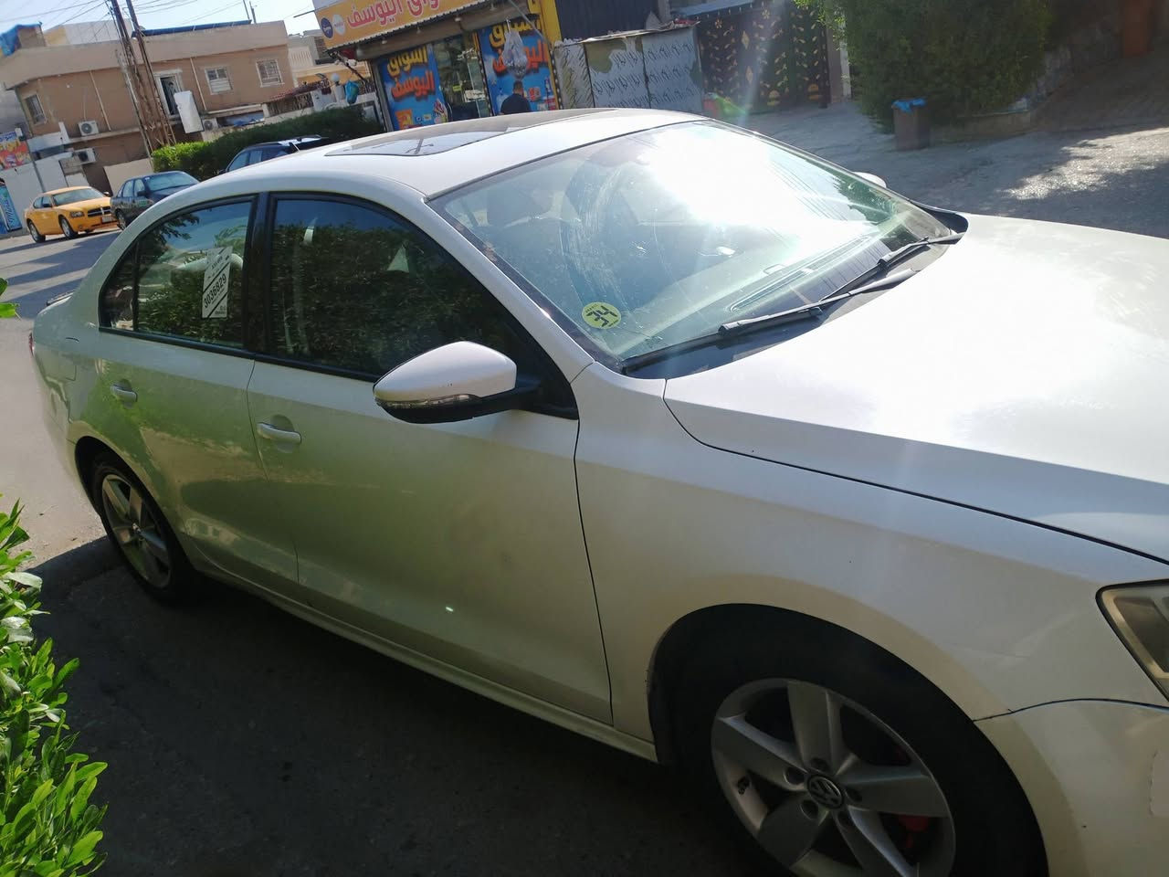 🚨🚦للبيع  فقط 
للبيع: سيارة فولكس فاجن جيتا (Jetta) موديل 2013، جاهزة للاستخدام الفوري وبحالة ممتازة جداً.

&المواصفات والخصائص:
،1_المحرك والكير: بحالة ممتازة (بشرط الفحص، مكفولات بالكامل).

2_الحالة الميكانيكية: صافية تماماً وخالية من أي أعطال أو مشاكل، شغل واطلع.

3_الضرر: لا يوجد أي حادث قوي، الضرر مجرد رصعات .

4_نظيفة جداً، ومصروف عليها وجاهزة من كل النواحي. 

للمهتمين والشراية، السيارة متواجدة للمعاينة والفحص.
للتواصل والاستفسار/ ‏‪***********‬‏
