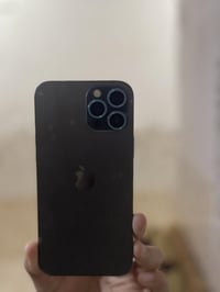 ايفون 12 برو ماكس • ٢٥٦ • بطاريه ٧٩%