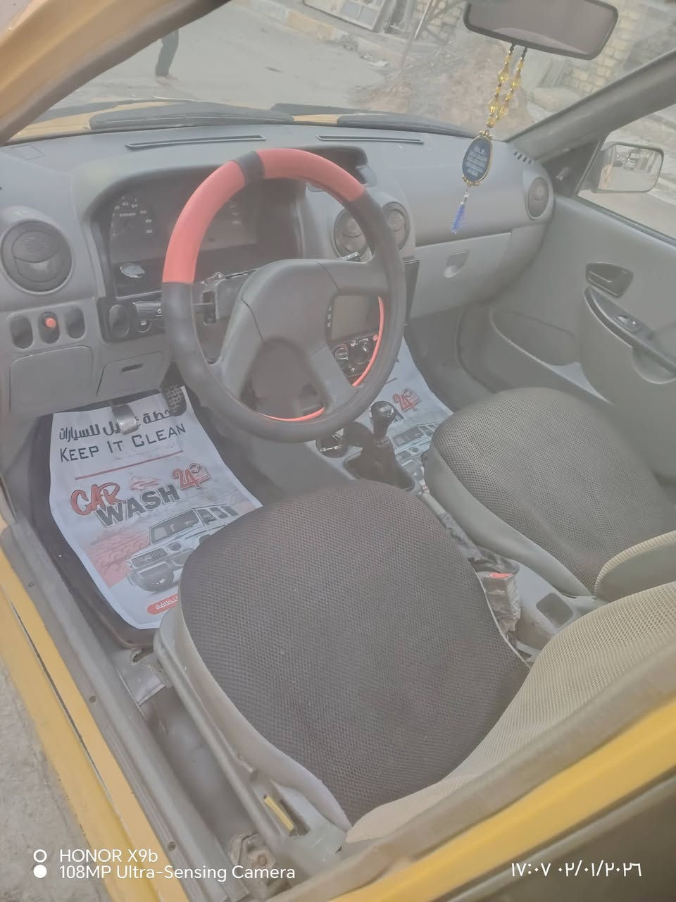 سلام عليكم سيارةمديل 12كير ومحرك خير من اللة تبريد شغال تخم تاير جديد السيارة جاهزة منيدك الشارع عليهة غرامة بس 100هية مصفرة مكاني بغداد العبيدي السعر 31وبيهة مجال بصيط هاذ رقمي ***********متواجد واتساب وتصال
