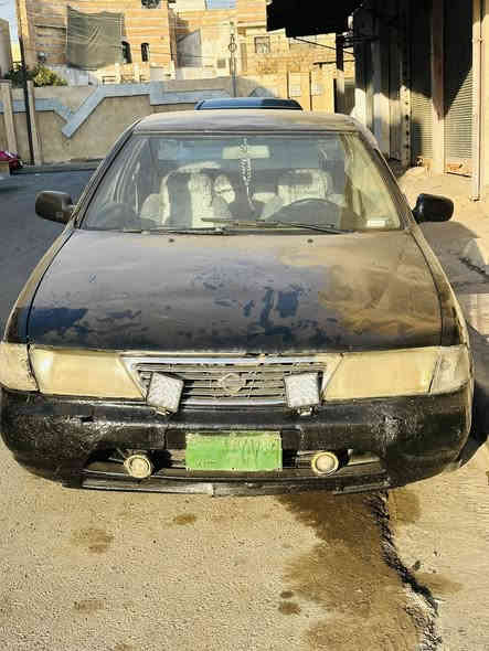 نيسان صندوك موديل 95سنويه ضايعه بيه واجها
محرك 16 ول سياره جاهز السعر 13ورقه  وبيه مجال بصيط
***********
