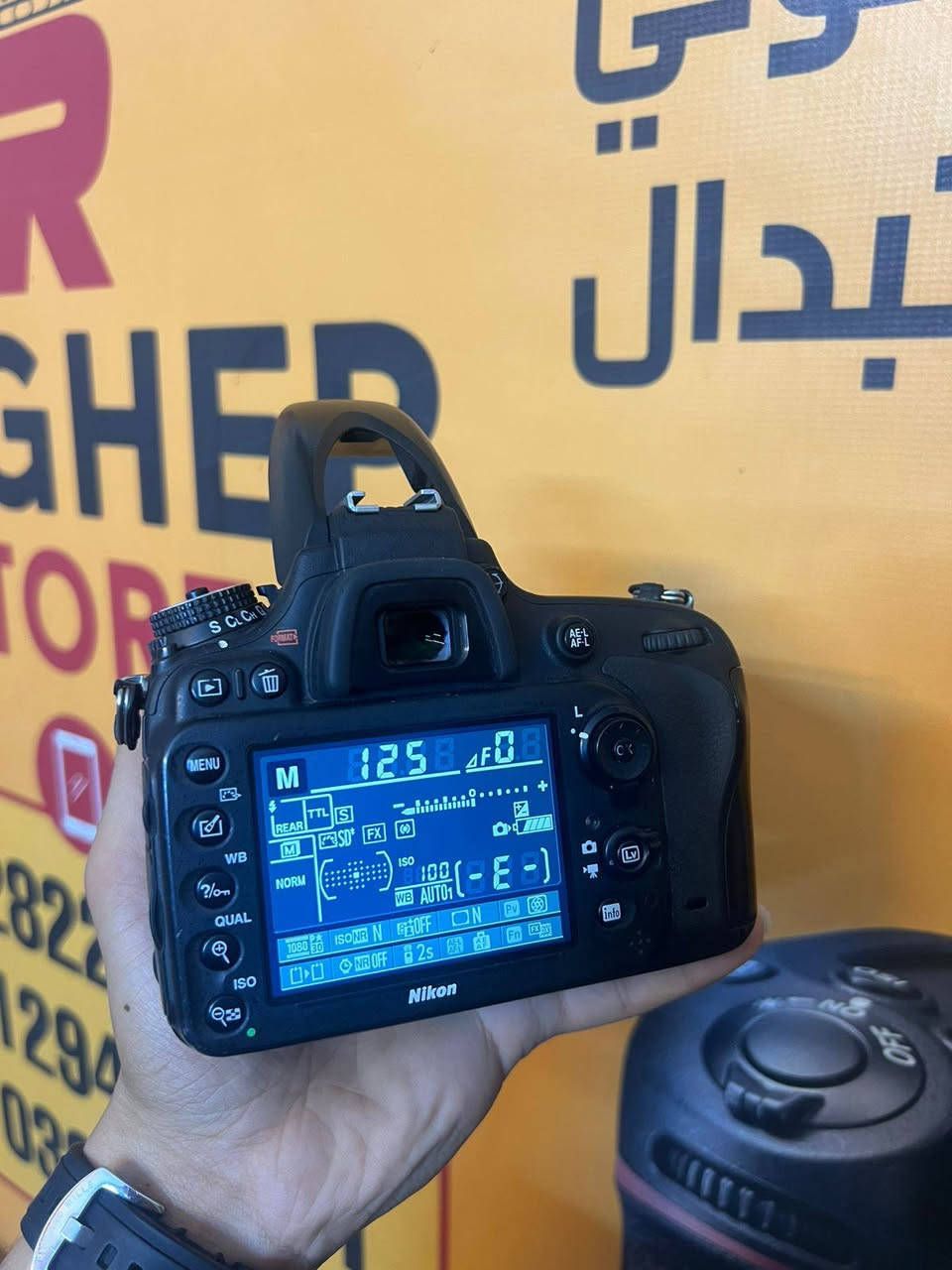بسم اللة الرحمن الرحيم
كاميرا 610بحالة ممتازة جدا 
شنطة شاحن بطارية حزام
شاتر 24
18000
للاستعلام 01142005129
الجيزة شارع خاتم المرسلين.


**إذا كنت صاحب هذا الإعلان وتريد حذفه لأي سبب، رجاءا أرسل رسالة إلى الدعم الفني**