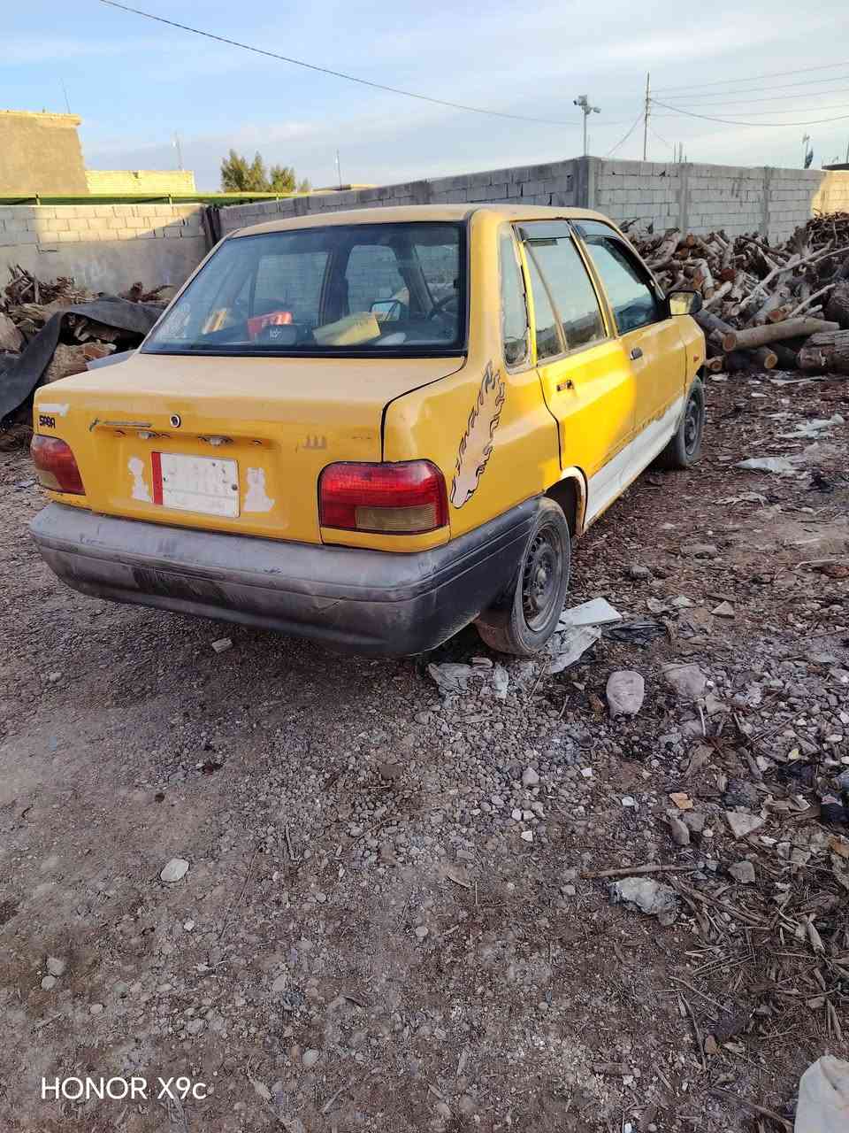 السلام عليكم اخوان سايبه للبيع موديل 11 سياره جاهزه مجهزه تخم تاير جديد ماكينه جديده  مصفره هيئه وغرامات سنويه لل 27 تحويل مباشر عنوانها بابل اجبله سعرها 17 وبيها مجال ***********
