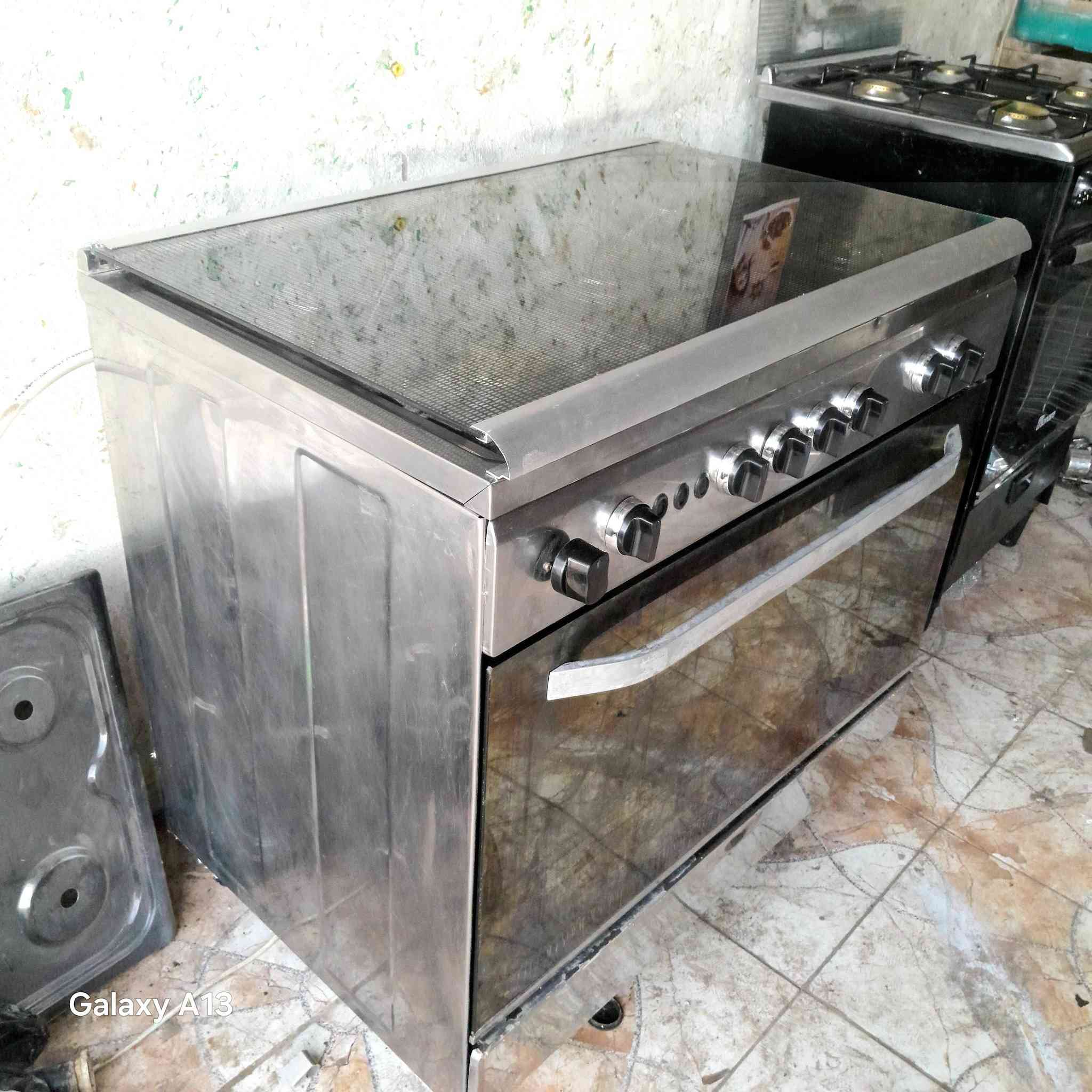 يالله طباخ فرش مصري استيل باب اول اخو الجديد كوله شغال وعلى الفحص العنوان حي النداء شارع المكاتب وتساب مازنجر موجود ***********
