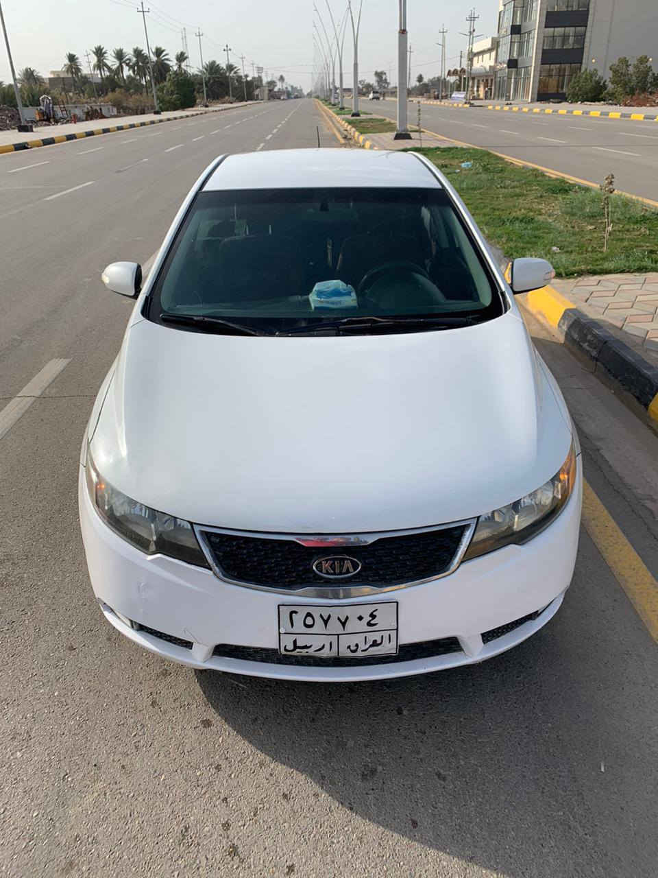 سلام عليكم سيراتو موديل 2012 رقم أربيل تحويل مباشر أو وكاله بيه قطعتين ونص صبغ فقط السعر 88 بيع مستعجل مكان واسط العزيزيه
***********
