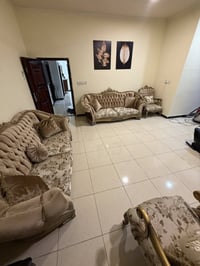 طقم قنفات • ١٠ مقاعد • خشب زان