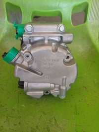 قطع غيار سيارات • للبيع