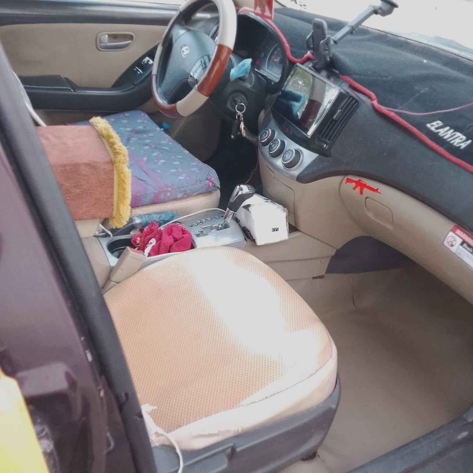 النترا موديل 9
كير محرك شرط 

صدر جديد

سعر 85

تايرات جديد

باتري جديد

مشروع وطني 

سيارة بسمي تحويل ثاني يوم 

ضرر جامرلغ خلفي وجنطه وباب امبدل ابلاد وبيها تصفية 

رقم بغداد تبريد وتدفئه شغال 

بطاقة بنزين موجود 

الاستفسار الاتصال على الرقم***********
