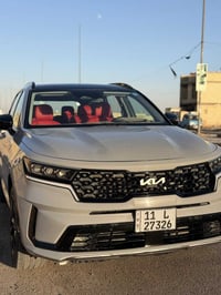 للبيع كيا سورنتو 2022 sx  فول ١/١ رقم بغداد بأسمي  ماشيه 53 الف فقط  و...