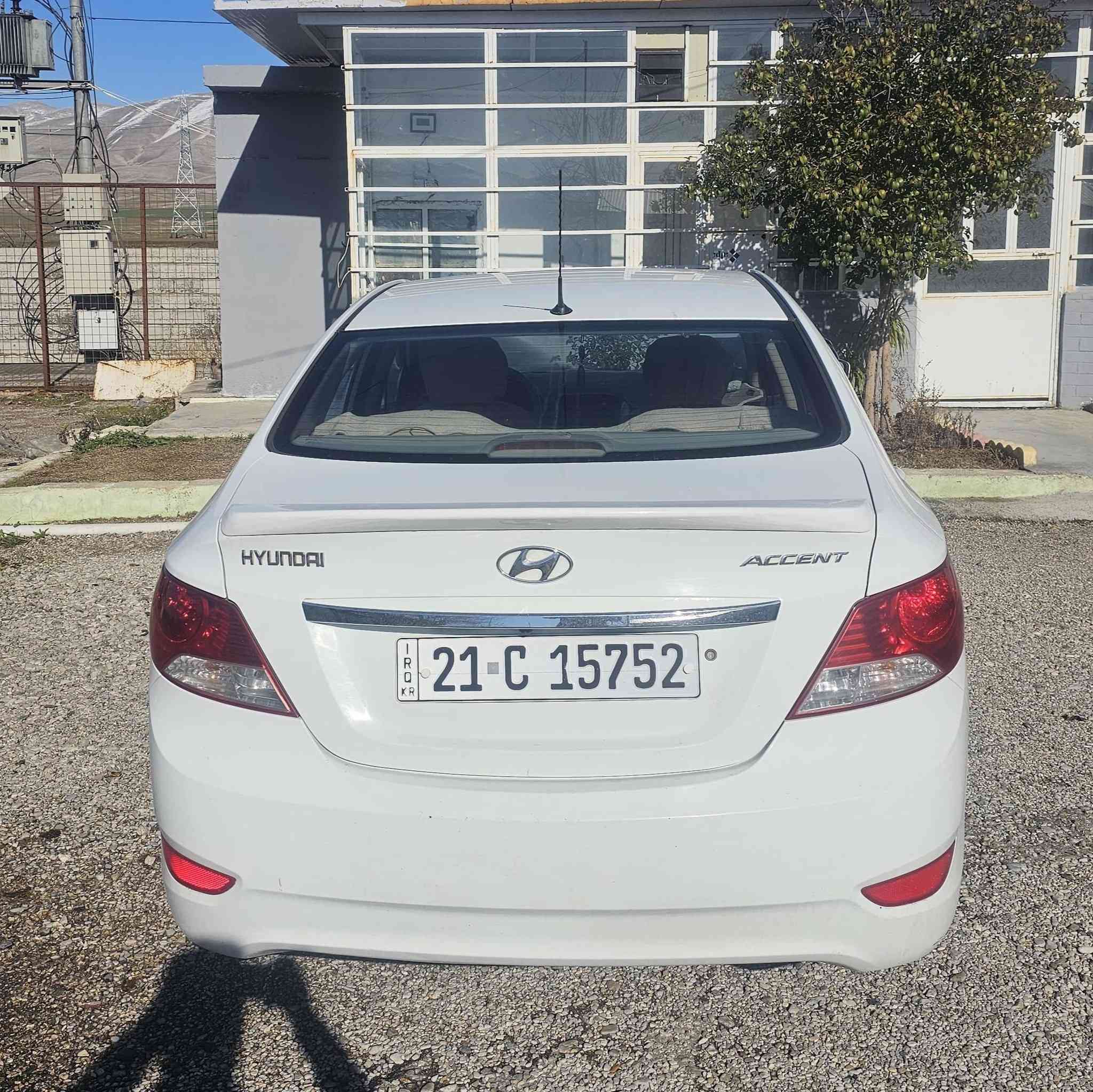 هیۆندای ئه كسينت 2012  گێر ئۆتۆماتیک 
سەنەوی نوێیە تا 2030 
هیچ مەسرەفێکی تێدانیە 
زۆر پاک و خاوێن 
وێنەی سۆنەرەکەیم داناوە 

سـعـر : لە کۆمێنت داوابکە ڕاستەوخۆ بۆت دێت 📥 

گێر و مەکیەنەی بەشەرت 
هیچ کێشەیەکی تێدا نییە 

ژمارەی خاوەنەکەی 
***********
شوين  زه رايه ن
