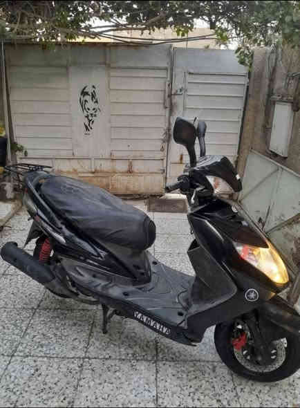 سلام عليكم 
ياماها سكنس فحل ياباني نوزل خطين قبق نفخ ستان كهرباء دراجه مكفوله كفاله عامه عله ايدي من الرمبه محرك كشر كهربائيات كله مكفوله برغي او كلوب نقص مابيهه صارله 8 اشهر نازله من الرمبه مليون و 600 الف نزلتها حاليا اريد ابيعها للعلم طالع بيها كم مره ومجودره وضامها اوراقهه كامله السعر  رايدها مليون و 150 قفل الدراجه ماشيه 21 الف مكاني بغداد المشتل الرقم ***********
