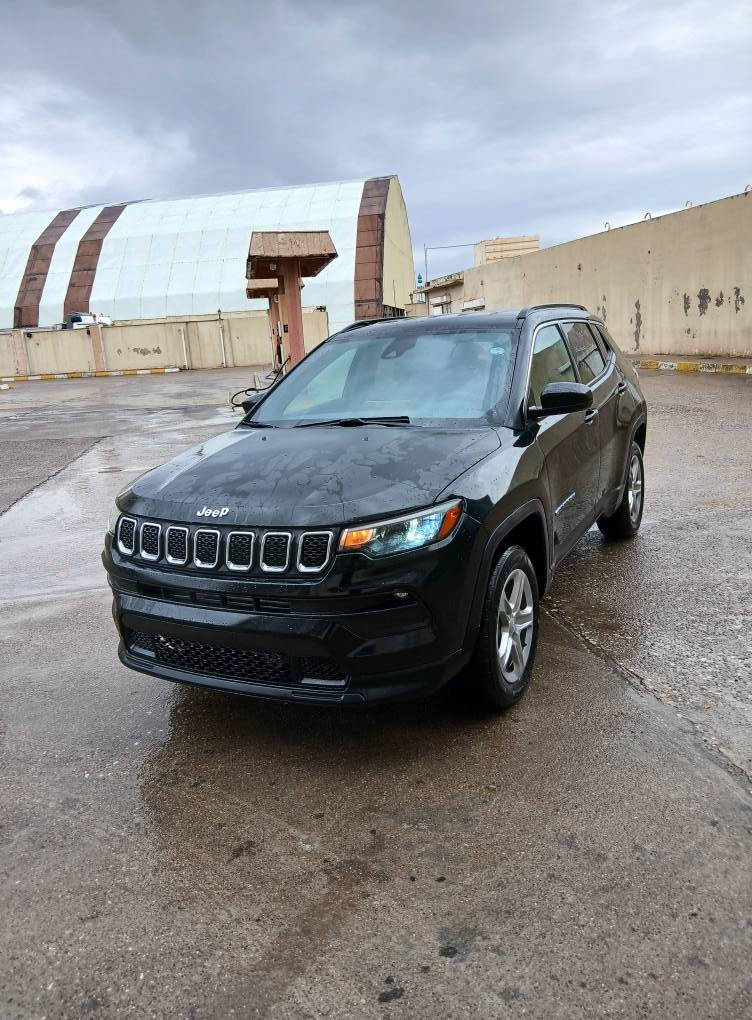 جيب كومباس 2023  شكل جديد بس بونيد صبغ بدون دواخل ايرباك طاك راجعين شريكه 

مواصفات فول بس بدون فتحه 

*********** 

سعر 127 ورقه دهوك, العراق
