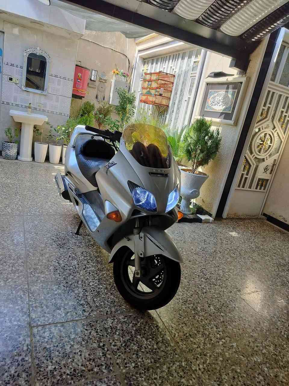 سلام عليكم فورزه 6/0 لؤن سلفر  بلادي  استيرن رياضي  دؤسات نيكل
استاند حساس لايت زنؤن 
كهربايات كيجات كلهه شغاله 
مكينه اكلجات مكفؤله طستهه ناعمه نكره باي ؤقت حماؤه نص ثابته شلعه ؤمعدل فؤل 
اؤراق كامله دراجه جاهزه بدؤن نقص سعرهه 700شراي اتصل عرقم ؤتدلل ***********
