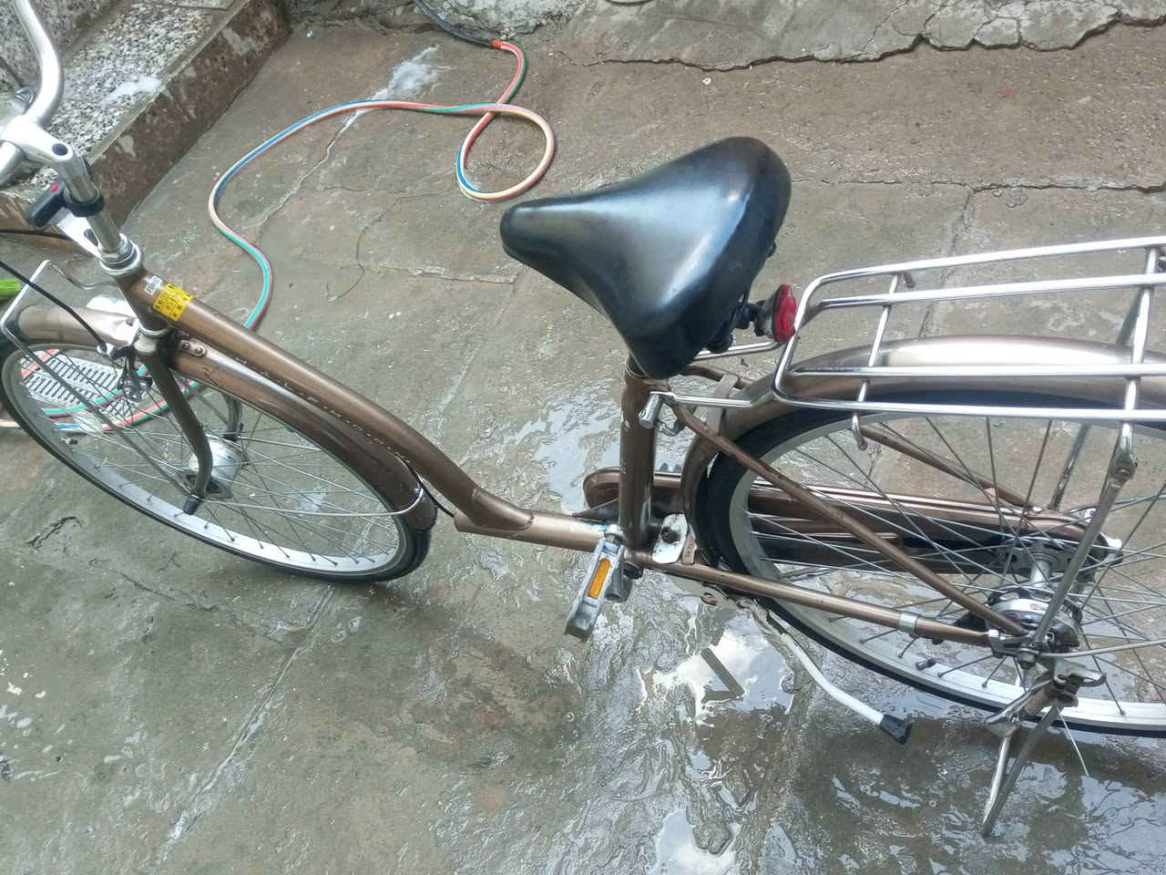 سلام عليكم بايسكل للبيع حجم 26 بايسكل نضيف العنوان البلديات سعر 85وبي مجال


**إذا كنت صاحب هذا الإعلان وتريد حذفه لأي سبب، رجاءا أرسل رسالة إلى الدعم الفني**