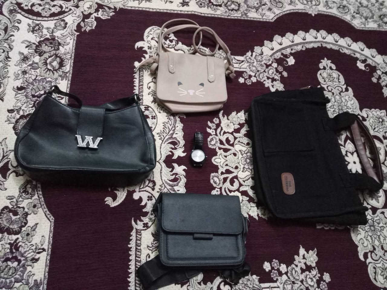 تراكسود جديد ما مستخدم وجنط استخدام قليل كلهن ب 15


**إذا كنت صاحب هذا الإعلان وتريد حذفه لأي سبب، رجاءا أرسل رسالة إلى الدعم الفني**