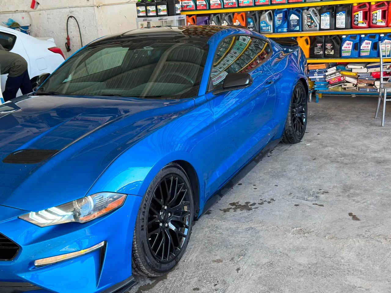 سلام عليكم
للبيع فورد موستنك

الموديل 2019

ايكو بوست

بلاك ادشن قماره بلاد سوده

ماشيه 69

الحادث موضح بل صور 

بنيد مصبوغ

وهنا بل عراق جاملغ خلفي فقط

بدون ايرباك 

السياره جاهزه من كلشي فقط يحتاج بوليش

السعر 152 وبيها مجال بسيط

العنون بغداد الكاظميه 

هاتف 

***********

