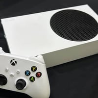 اكس بوكس سيريس إس • ٥١٢ جيجا • يو بي اس ١٥٠٠