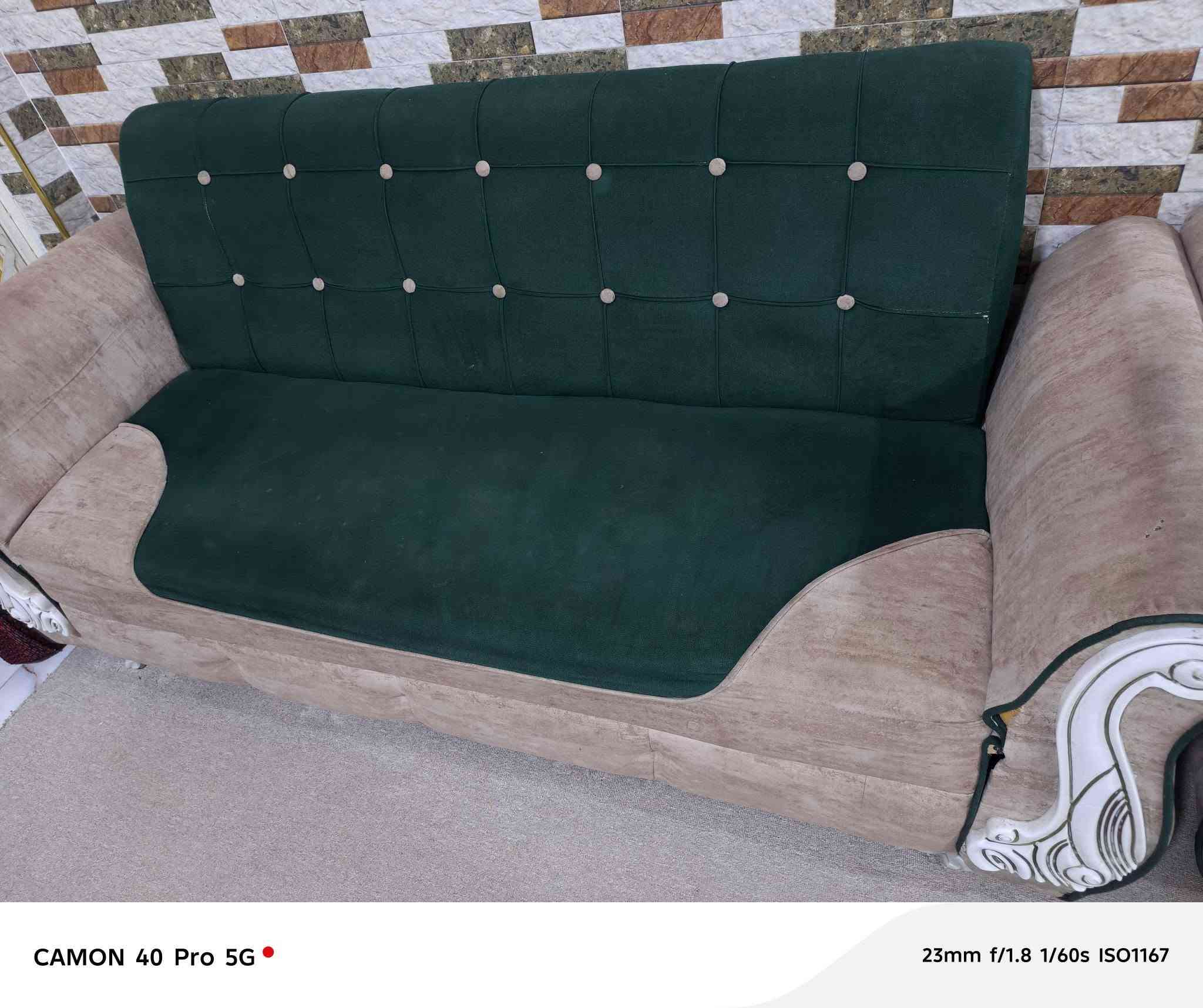 قنفات للبيع خمس قطع ١٠ مقاعد
العنوان: التنومه الصالحيه
الرقم : ***********
السعر ٢٢٠ وبيها مجال للشراي
