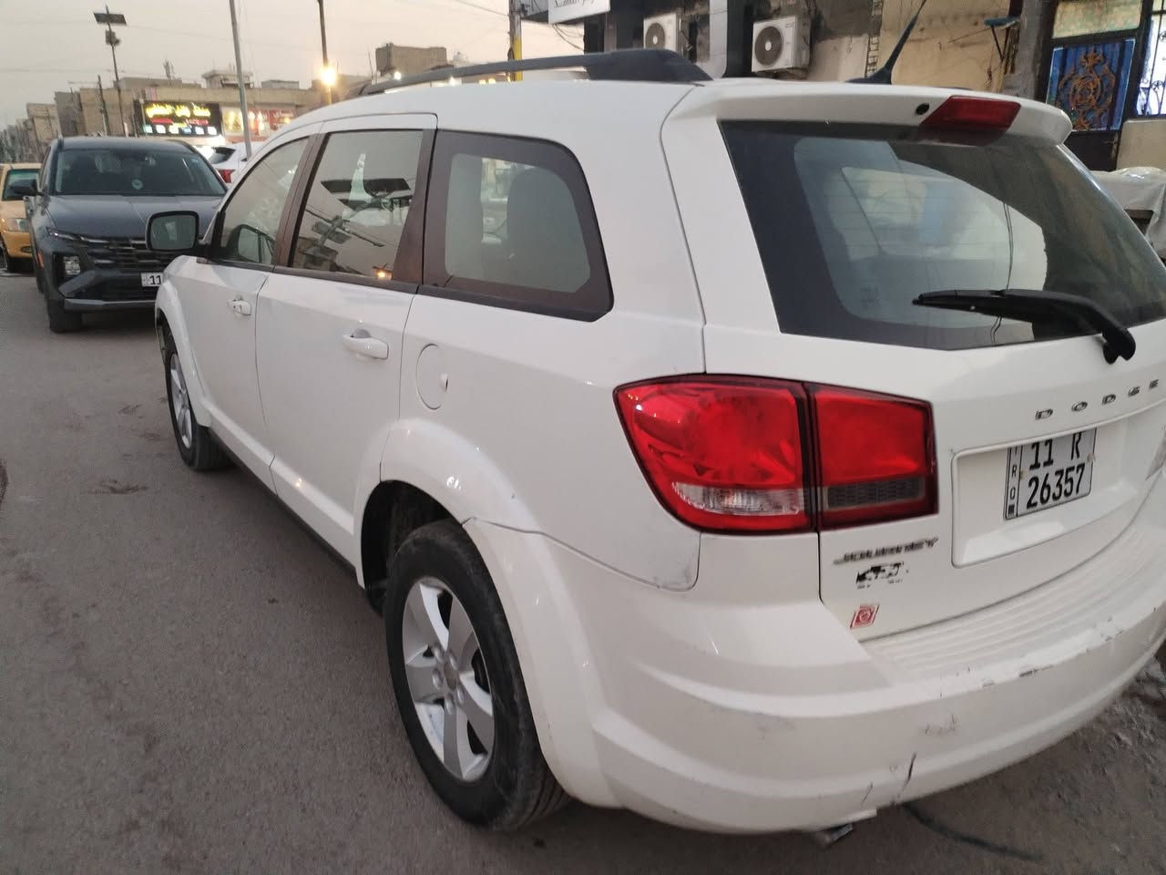 جورني موديل 2011 وارد أمريكي بدون حادث فقط صبغ بل البيبان مذكورات بل السونار السونار مرفق بل النشر  *********** مكان سياراه بغداد مدينه الصدر السعر 118
