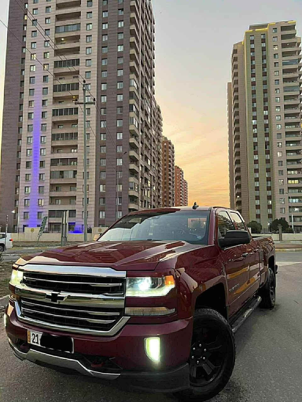 سلام عليكم سلفادور مديل 2019 للبيع أو مراوس سياره حيل نضيفه مكينه كير كفاله مكينه 5300V8 لمرغوب مكان بغداد رقم سليمانيه لجديد هزه جديده عليها هواي اضافات وياله تخم تاير ترفيع 6انج بلادي 6براغي فئه Lt سعر 190وبيها مجال رقمي ***********
