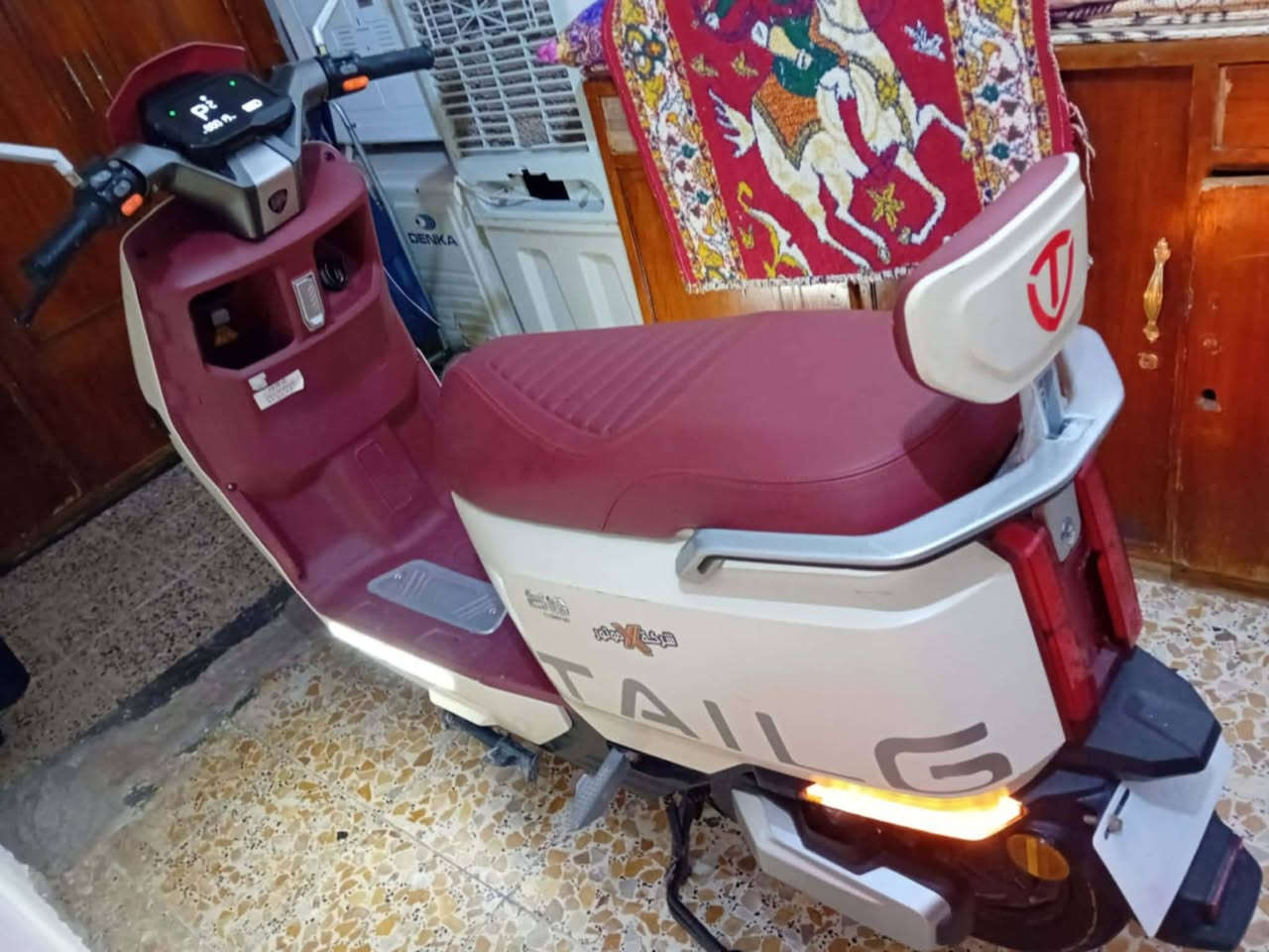 سلام عليكم دراجه بهاذ لشكل جديده زيرو مكلف بنشر ***********هاذ رقم صاحب لدراج لعنوان لبياع
