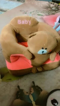 كريكوت جديد • كرسي • مسند