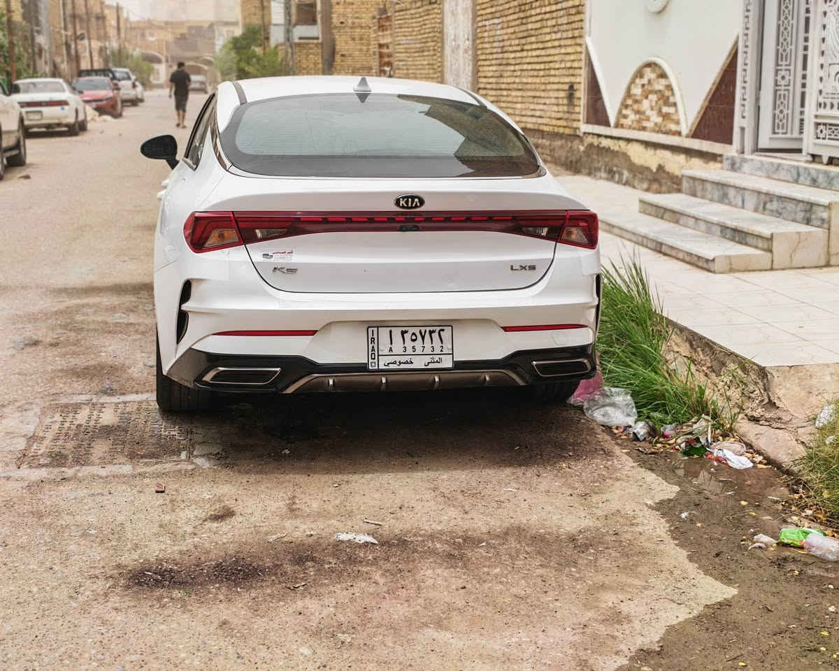 السلام عليكم
كي فايف امريكي محرك1600 تيربو  مديل ٢١ معوقين مكان السياره ناصريه حي الحسين السعر ١٣٥  
للاستفسار ***********
