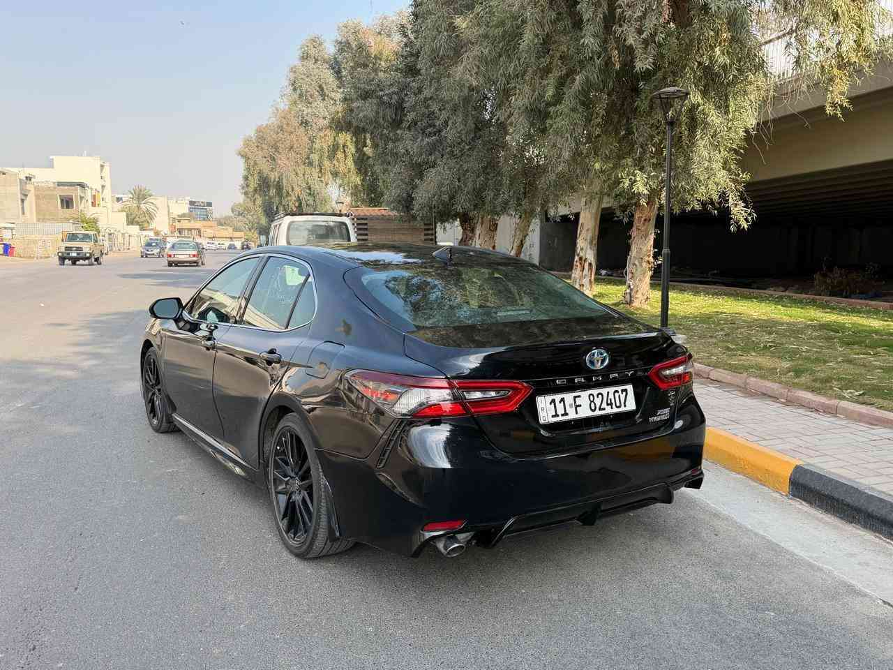 السلام عليكم 
تويوتا كامري 2024 هايبرد XSE
السعر 220
المميزات:
✔️ هايبرد – توفير عالي بالبنزين
✔️ فئة XSE الرياضية
✔️ أنظمة أمان متقدمة
✔️ شاشة حديثة + تقنيات ذكية
✔️ داخلية نظيفة جدًا
💰 السعر: [220 بيها مجال بسيط 
📍 الموقع: بغداد حي الجامعه 
📞 التواصل: 
***********
*********** بغداد, العراق
