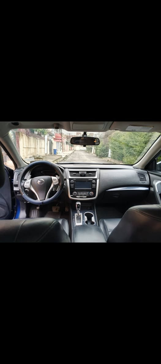 السلام عليكم 
نيسان التيما موديل 2018 SR
فول عدا السلايت 
محرك 2500 
ماشية 72 الف
مواصفات بصمة تشغيل وأبواب وصندوق وتشغيل عن بعد 
كشنات جلد وكهرب وتدفئة 
شفتات ستيرن 
مثبت سرعه 
مانع انزلاق 

صور الضرر بالمنشور بدون ايرباك بجم كبس


**إذا كنت صاحب هذا الإعلان وتريد حذفه لأي سبب، رجاءا أرسل رسالة إلى الدعم الفني**