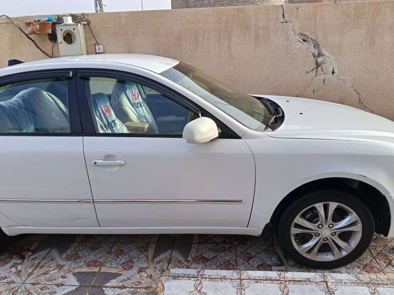 السلام عليكم  للبيع سوناتا مقدس موديل 9 خليجي محرك. 2400المرقوب سياره  ماعايزه شي  السياره صبق حزام بدون دواخل السعر مناسب 98بيها مجال قليل  مال جناي مكان السياره صلاح الدين تكريت  الرقم ***********
