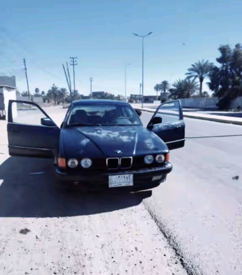 اسلام عليكم BMWموديل1991.كير محرك كله جديد بيها نقص واحد بس الجام ميصعد سياره كلش حلوه بيها نشاط قوي سعرها 34بيها مجال