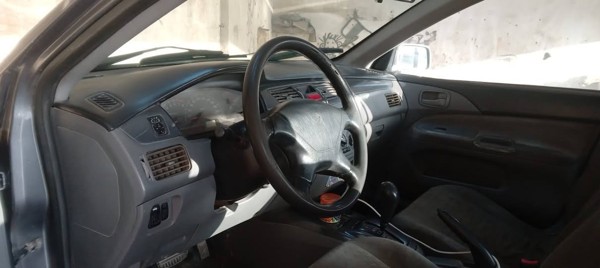 السلام عليكم لانسر موديل ٢٠٠٦ رقم بغداد بسمي تحويل مباشر سياره بيها جراد مكفوله من ضربه وصبغ مكينه مكفوله كير مكفول السعر ٦٣ وبيها مجال ***********
