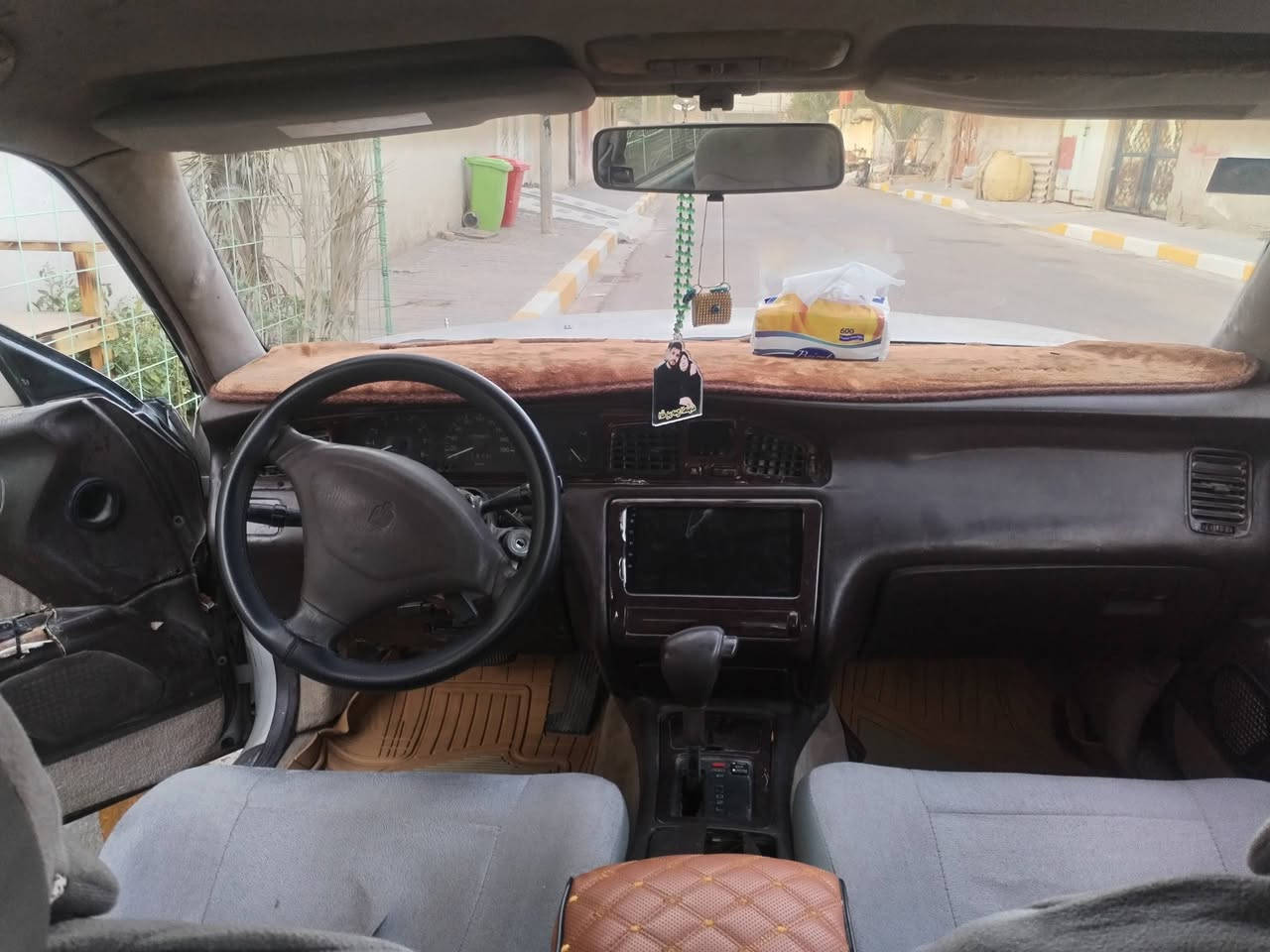 سلام عليكم سياره بطه مديل ٩٤
باسمي تحويل ثاني يوم رقم بصره مكينه VVte ثنين ونص

لا تبخير ولا تنقيص كير جديد تخم تايرات جدد دواخل جدد لايت شاشه جدد  فان شاهين للراديتر  سياره نقصها بس كمبريسر تبريد. لايت شمسي كشن كهربائي 

للعلم سياره كص جنطه بدون شاصي  سنويه لل ٢٠٣٠  للبيع سعر ٤٨ ورقه 

***********
