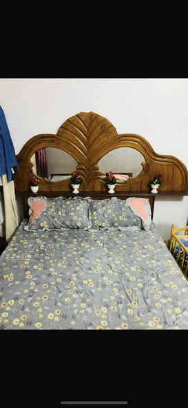 غرفه اخشاب صاج نظيفة 
السعر 550وبيها مجال  
مكان. تكريت 
***********
