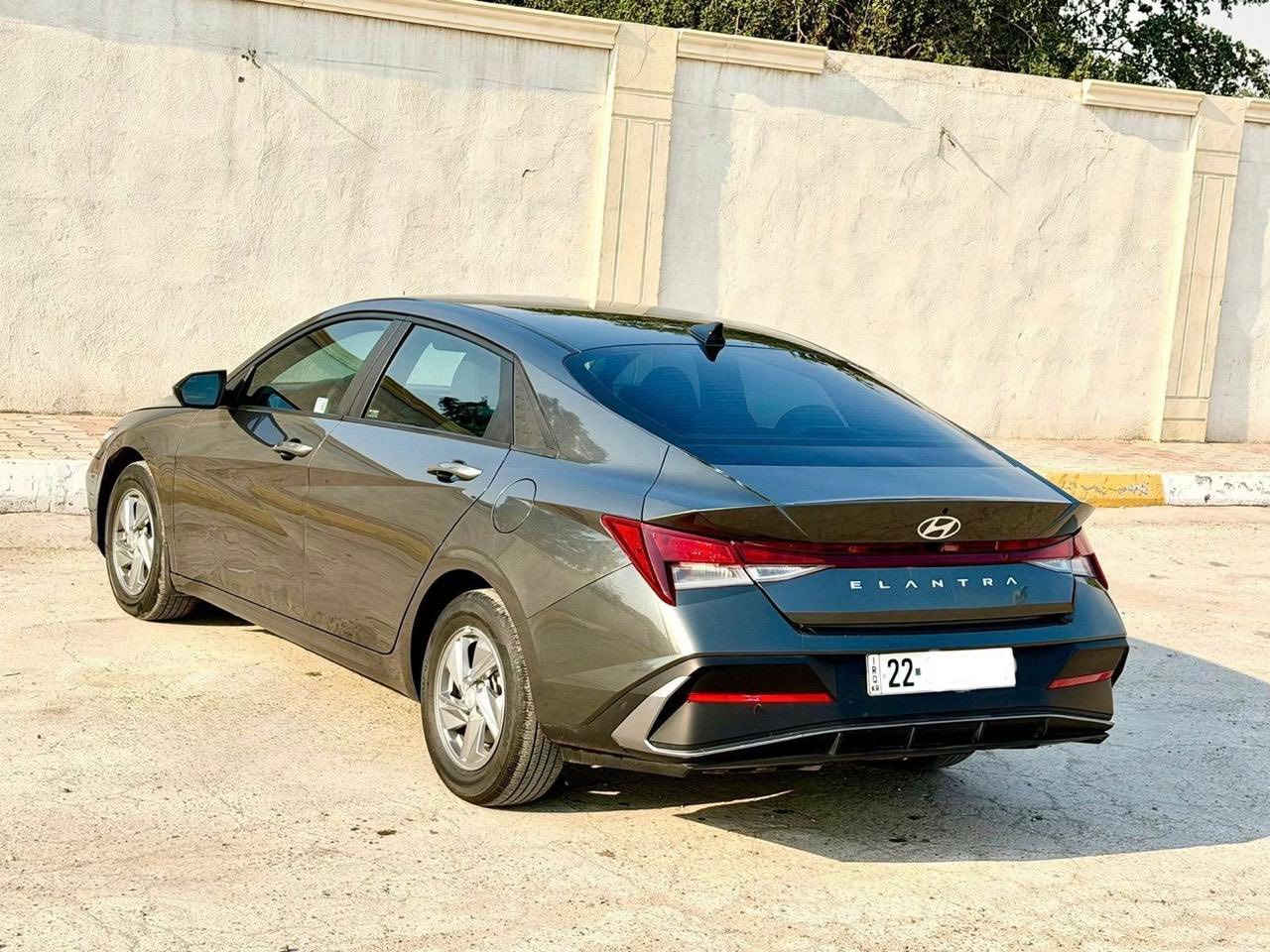 النترا موديل 2024  لون زيتوني 💚

🥇للبيع. فقط🥇

وارد امريكي ماشيه 42 ألف 

حادثه باب وهلال جاملغ خلفي بجم كبس وخلف كبس ايرباك برده فقط صور الحادث بالمنشور. سويج. سيارة

مواصفات

شاشه كار بلي 

رادار امامي

اهتزاز. ستيرن

ورادار خلفي

ورادار جانبي

تحديد مسار

قياده ذاتيه

تنبيه خروج عند المسار

ويل كب. لد نهاري.  لايت. زنون. بلادي 

فول تحكم ستيرن

كير اوتو +عادي

شاشه الكتروني دجتال . تنبيه. اهتزاز. بل ستيرن 

السياره جديده ومابيه اي نقص

رقم اربيل الجديد تحويل وكاله مضمون 

. سيارة نص فوول. مكينة 2000 دوش

رقم 📞 ***********

بغداد. كاظمية💯 السعر. 158‼️
