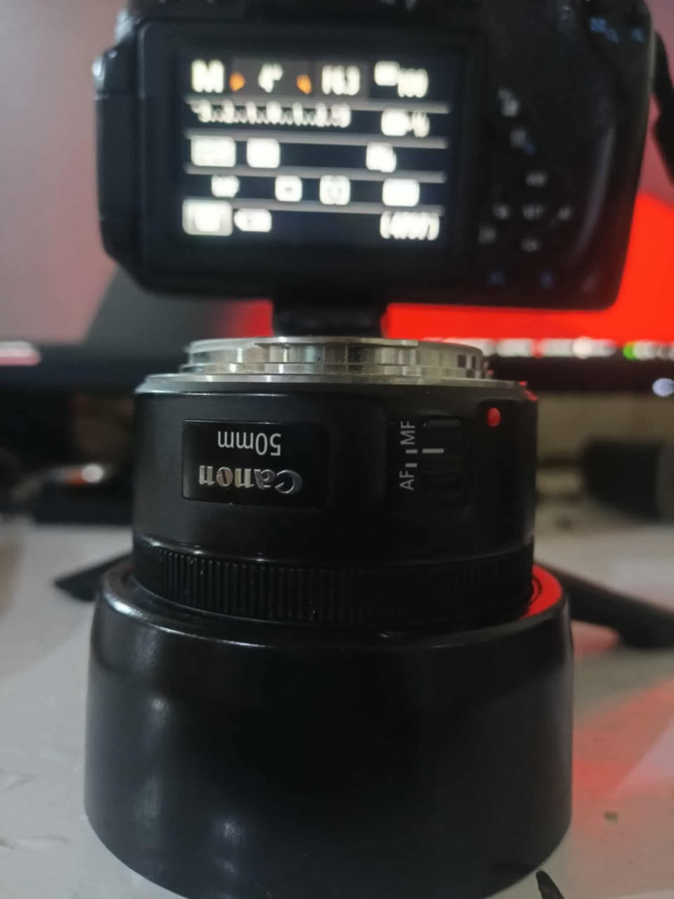 للمراوس بلابتوب كيم
700 D جديدة
عدسة 50 ملم + هود
عدسة 70-300 رياضي جديدة
بطاريات عدد 2
جنطة
رام 128 كيكا
شاحن
قرص التعريف
للمراوس بلابتوب كيمنك مواصفات زينة ...


**إذا كنت صاحب هذا الإعلان وتريد حذفه لأي سبب، رجاءا أرسل رسالة إلى الدعم الفني**