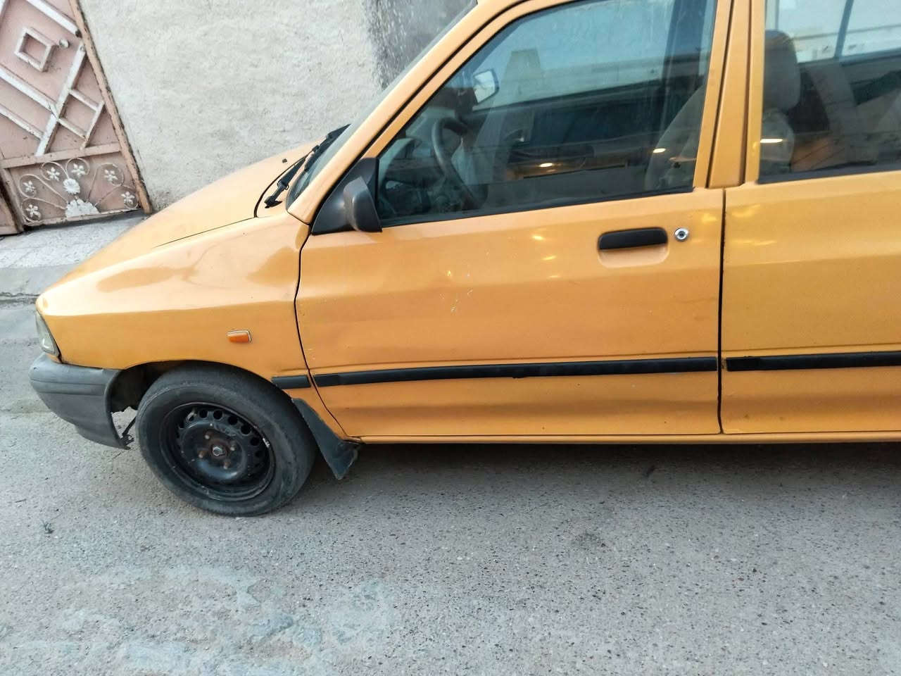 سايبه موديل 15 كير مكينه خير من لله  تبريد  ثلج.  عنوني بغداد شارع حيفه  بل الرحمانيه  عقد مروري ثاني يوم توحول   سعر28.     ***********تصل
