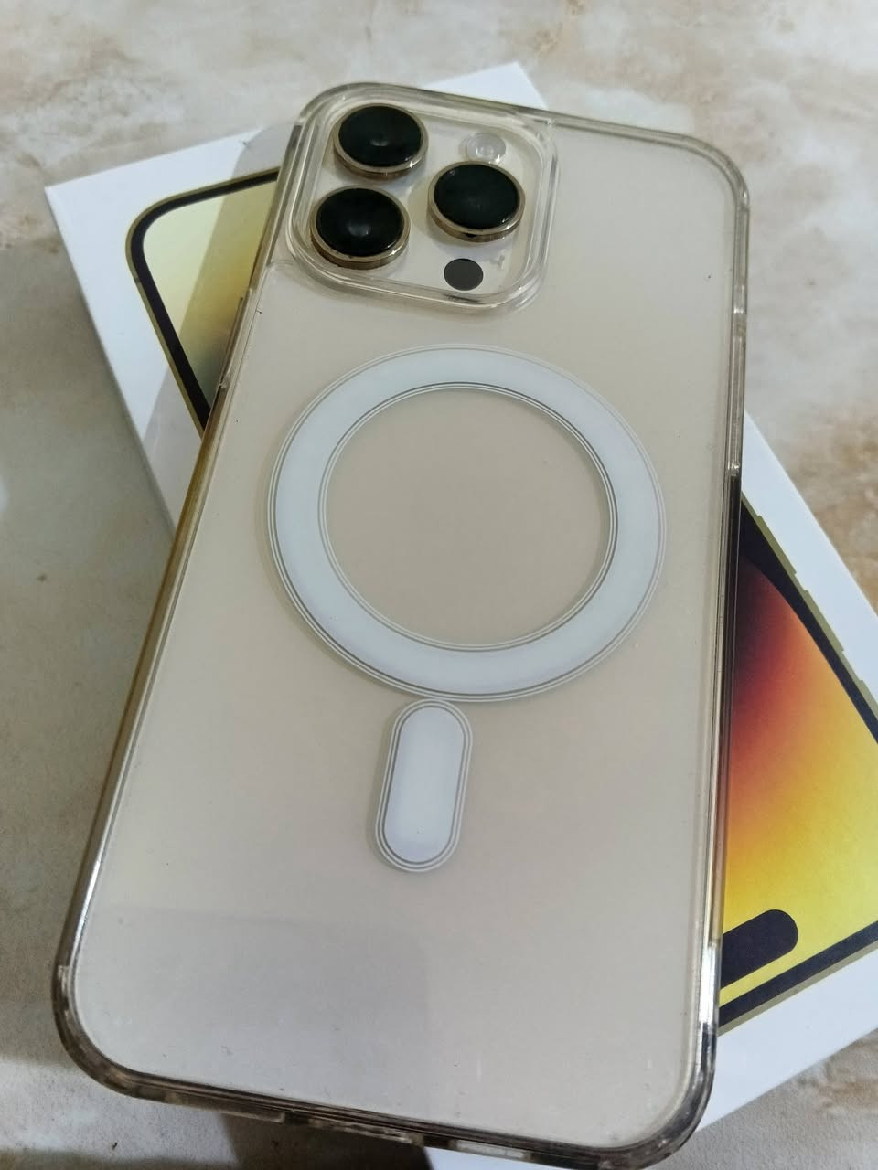 سلام عليكم ايفون 14 بروماكس ذاكره 256 بطاريه 88 جهاز مكفول حتى من زلغ نسخه ZD نسخه العرب 
سعره 900 بي مجال بسيط كلش 
*********** واتساب
