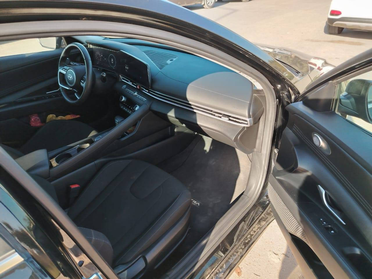 السلام عليكم للبيع موديل 24 ليبل واحد بدون تبديل بدون صبغ بدون ايرباك ماشيه 27 السعر 170 وبيها مجال للأستفسار ***********
