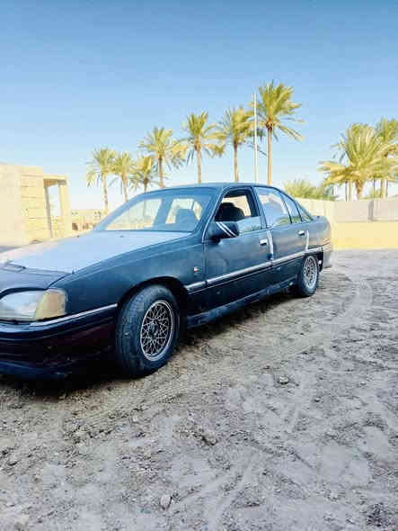 للبيع اوبل موديل 91 
تخم تاير جديد
صدر جديد 
كير ومكينه مضبوطه
تحويل مضمون 
السعر 24
مكان السياره جزيرة الخالديه
***********
