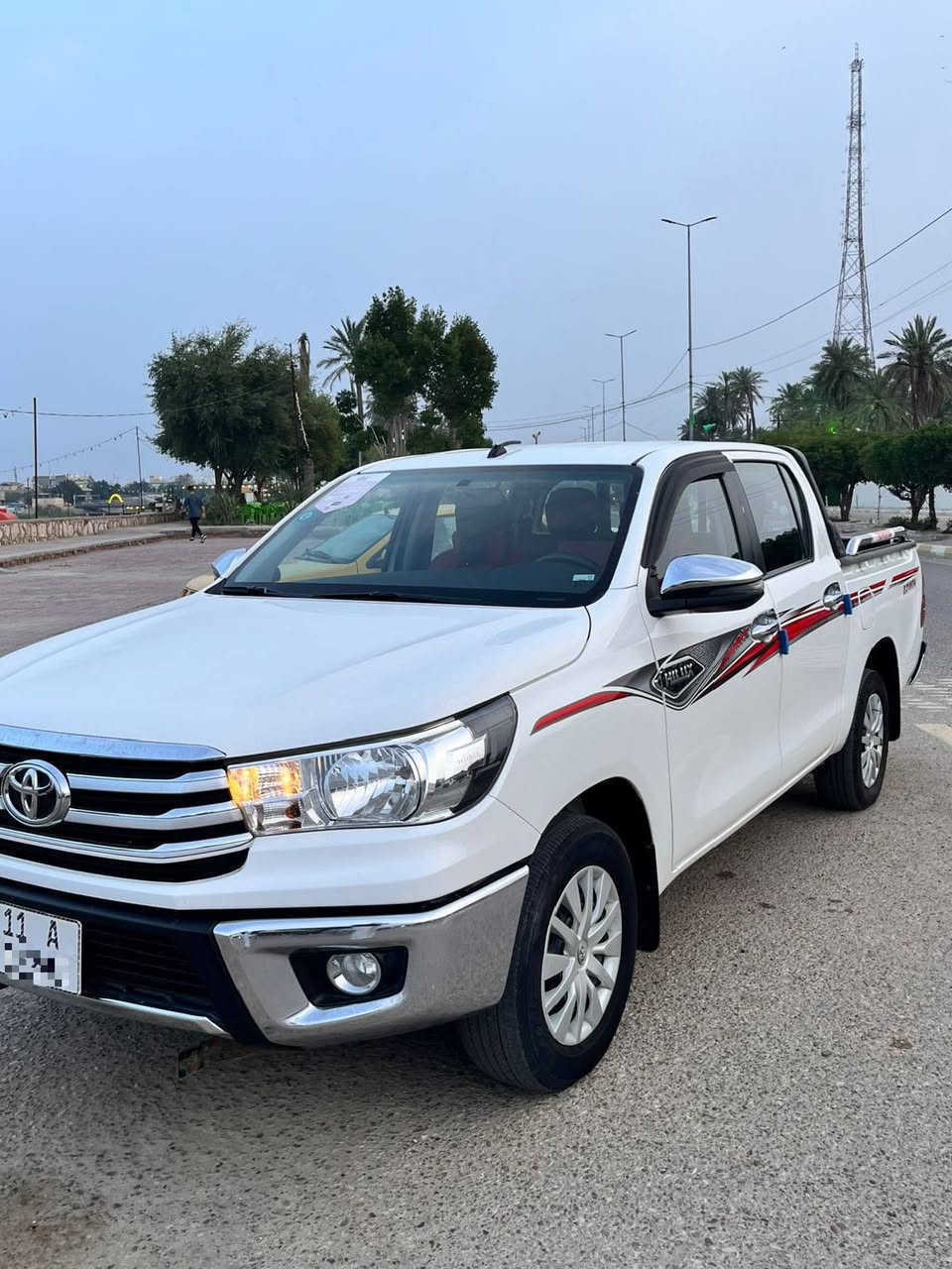 سلام عليكم تيوتا هايلوكس كير عادي باب اول رقم بغداد تحويل مباشر ماشيه 70الف السعر 230وبيها مجال قليل   العنوان ميسان حي الوحده الاسلاميه الاستفسار***********
