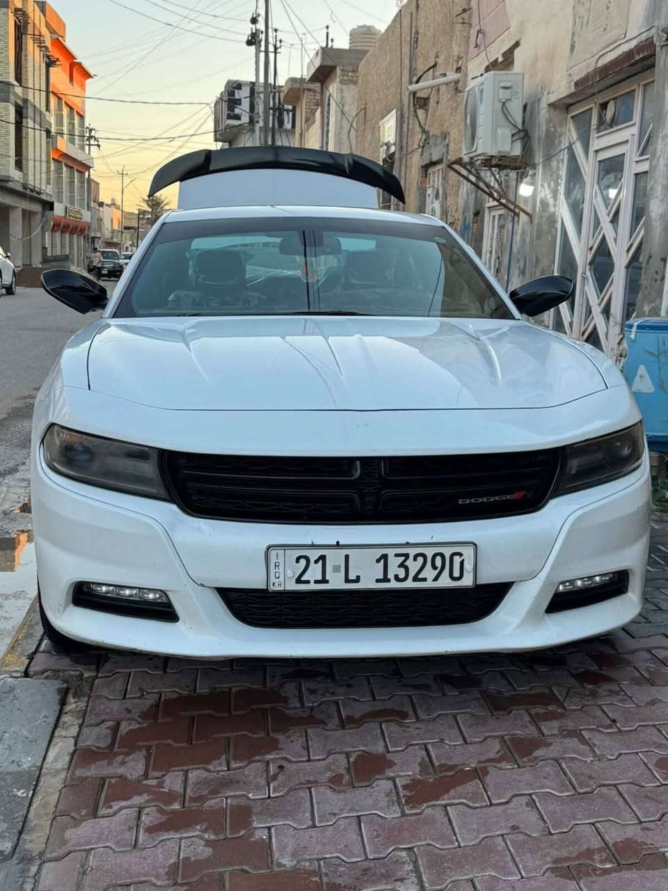 يالله سلام عليكم 
جارجر 2015 كندي كفاله عاامه من كلشي 
السياره رقم سليمانية دولي بااسمي تحويل تريد وكاله حاضر 
سنويه ال 2030. جاهزه من حداديه وصدر وتخم تاير 
مواصفات معروفه الsxt 
ماشيه 125 حقيقي
بصمة 
شاشة حجم كبير 
تبريد قطعتين 
معروضه ب218 $ وبيه مجاال 
مكان السياره واسط نعمانيه 
***********
