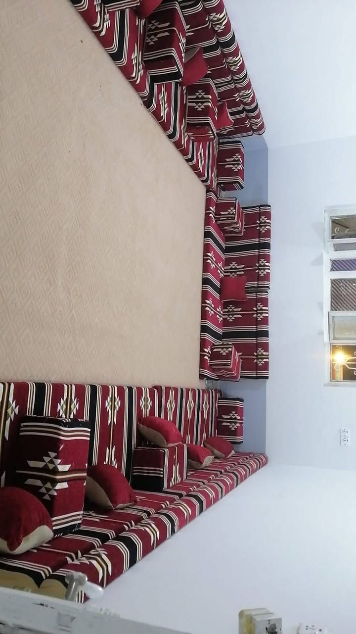 السلام عليكم ورحمة الله وبركاته 🌹
كوفي للبيع في المسيب  
كوفي متكامل وجاهز للعمل، مناسب للعوائل والشباب ✨

📍 يتكون من طابقين:
- الطابق الأرضي: طاولات وجلسات مريحة  
- الطابق الثاني: جلسة عربية مميزة  

الموقع ممتاز والمشروع جاهز مباشرة للتشغيل ☕  
للاستفسار أكثر والتفاصيل يرجى التواصل معنا على الخاص


**إذا كنت صاحب هذا الإعلان وتريد حذفه لأي سبب، رجاءا أرسل رسالة إلى الدعم الفني**