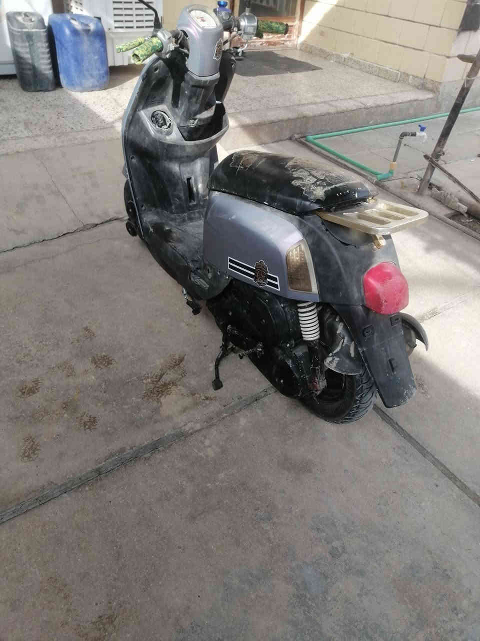 سلام عليكم لبيع ماطور بوليس سعر ٧٠٠وبي مجال
الهاتف ***********
